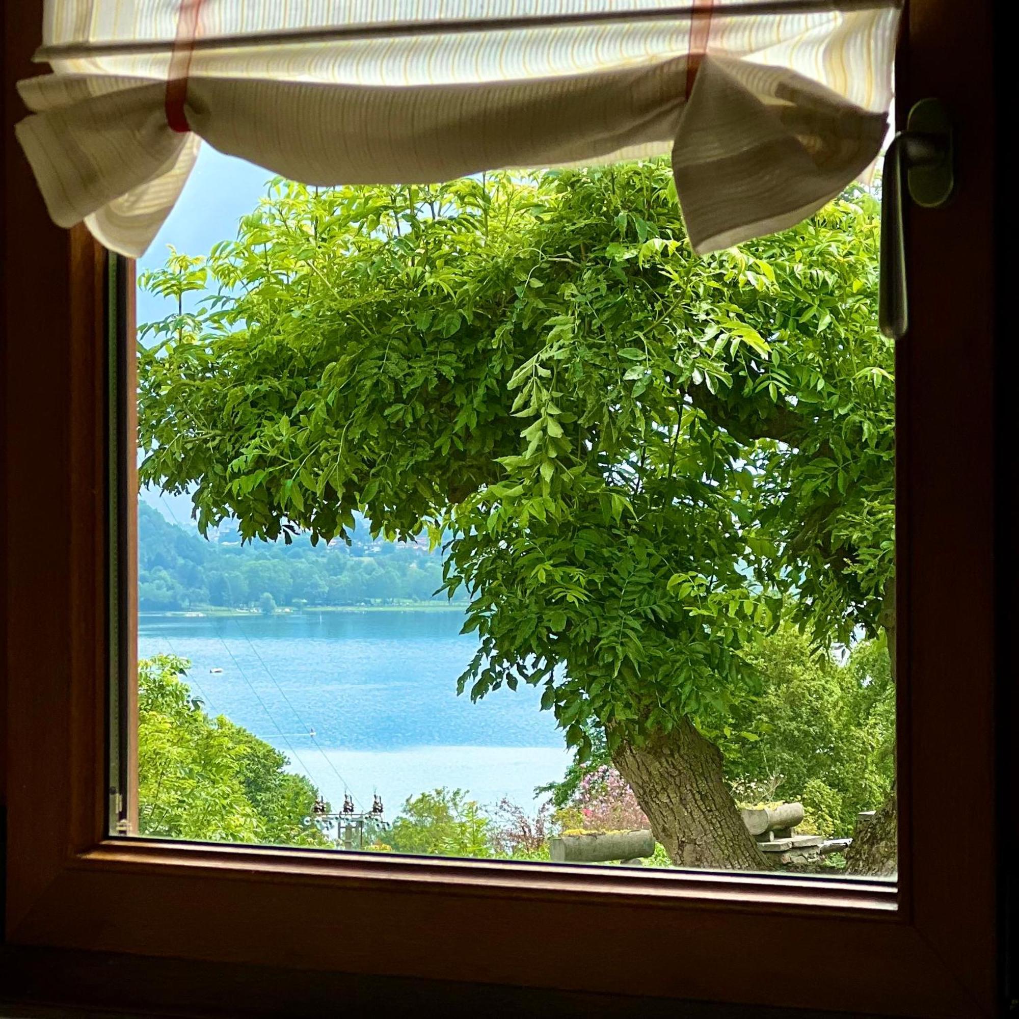 Casa Martina - A Quiet Home By The Lake Colico Bagian luar foto